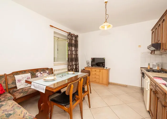Stunning In With Wifi Daire Trogir